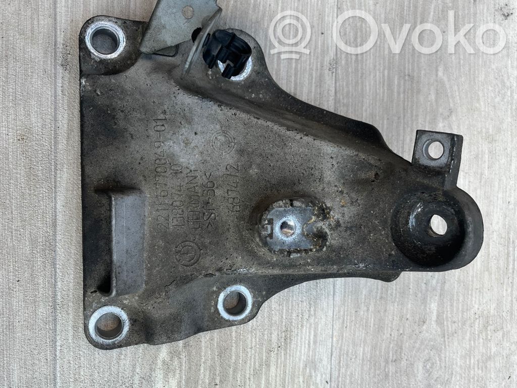 BMW X1 E84 Engine mounting bracket 