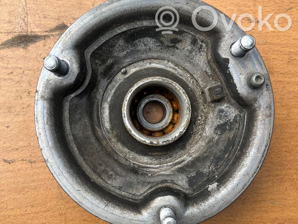 BMW 3 E92 E93 Front upper strut mount 