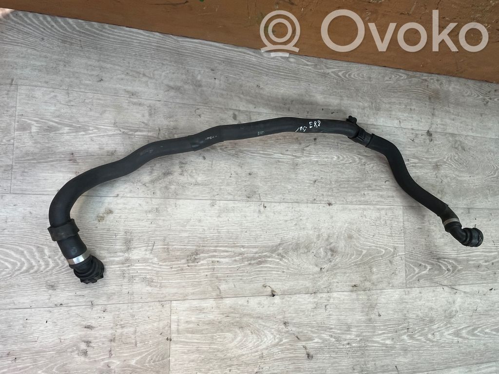 BMW 1 E82 E88 Engine coolant pipe/hose 