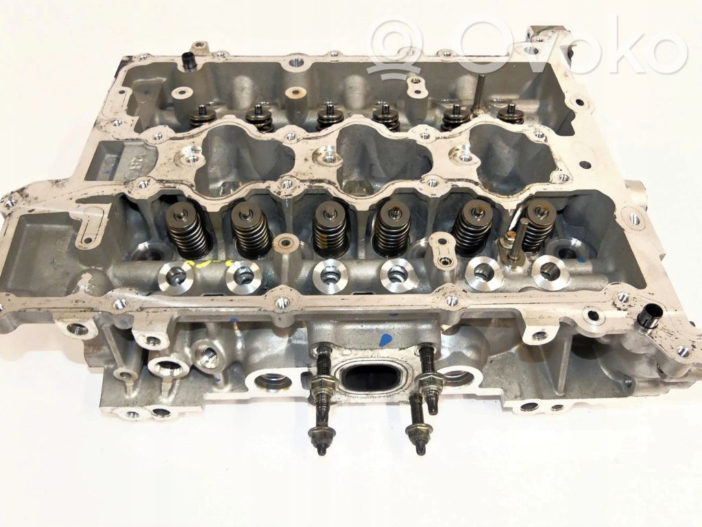 Galvutė   RFHX7G6090AE