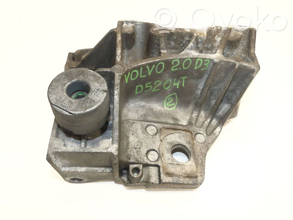 Engine mounting bracket   6G926F030BA