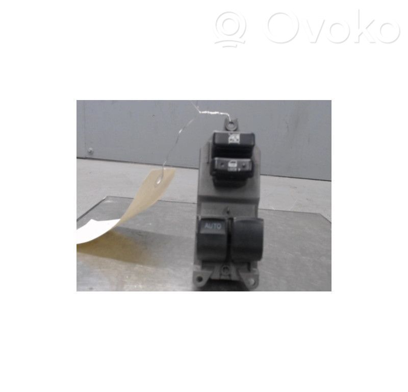 Toyota Yaris Electric window control switch 