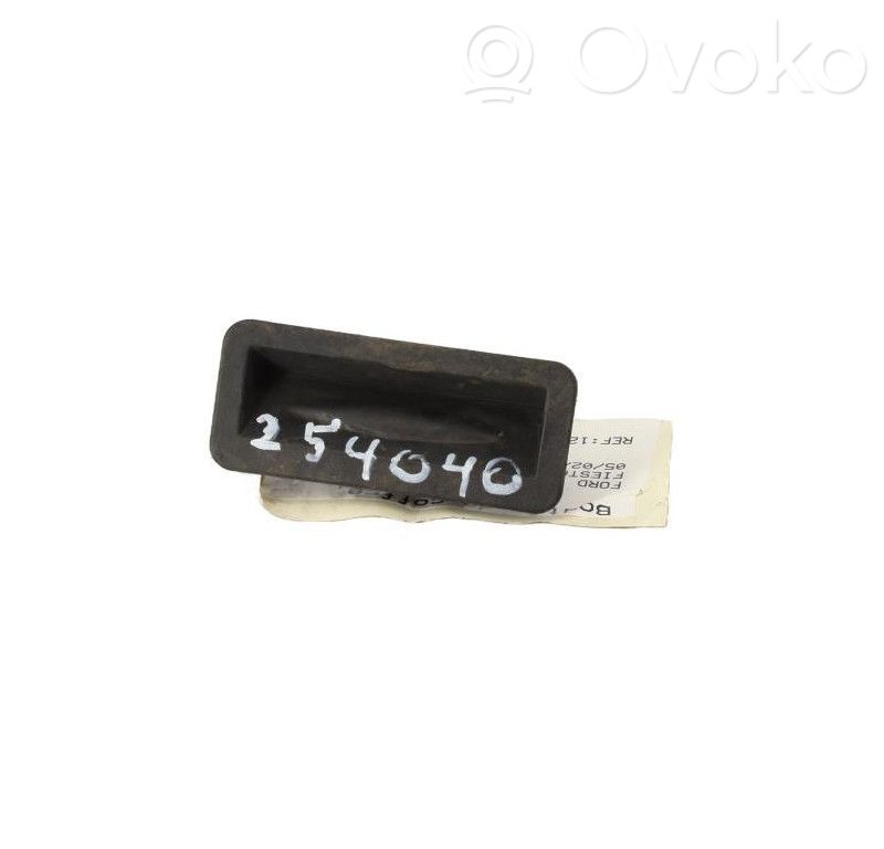 Tailgate opening switch   1841123
