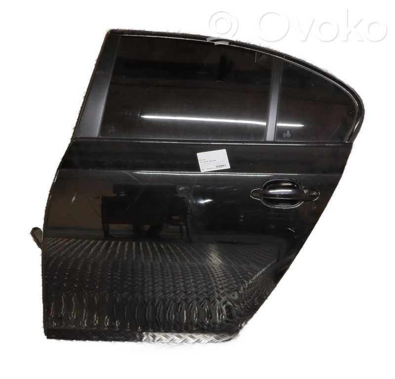 Rear door   41527202341