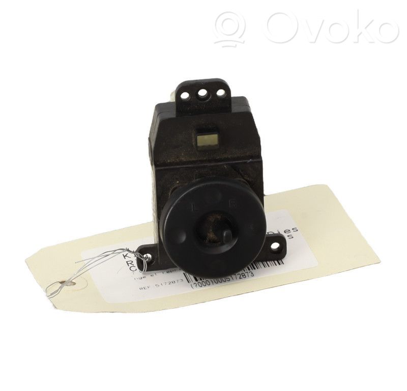 Wing mirror switch   935301G100
