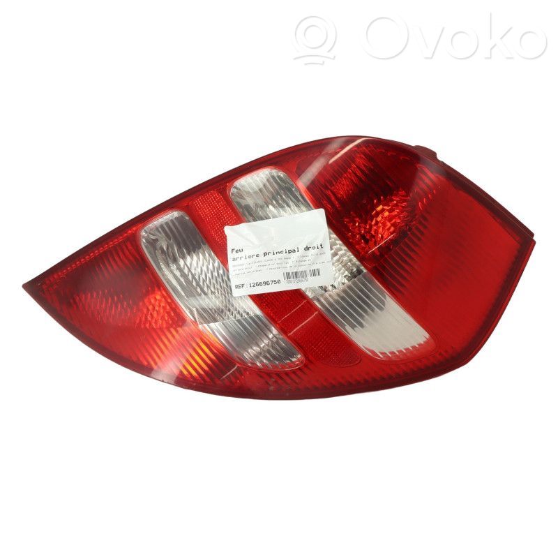 Mercedes-Benz A W169 Lampă spate în caroserie 