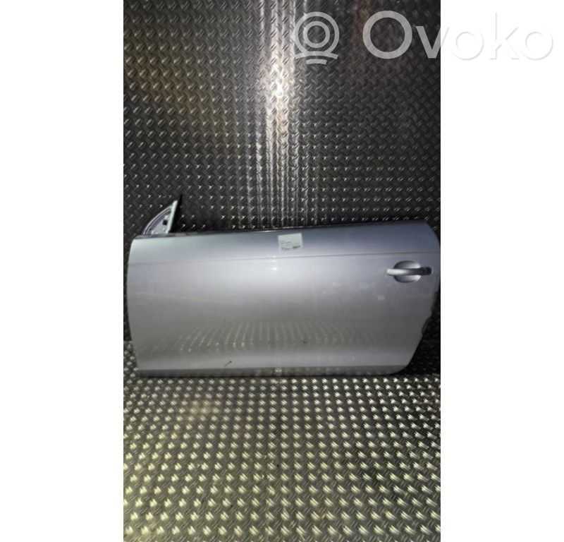 Puerta delantera   1Q0831055T