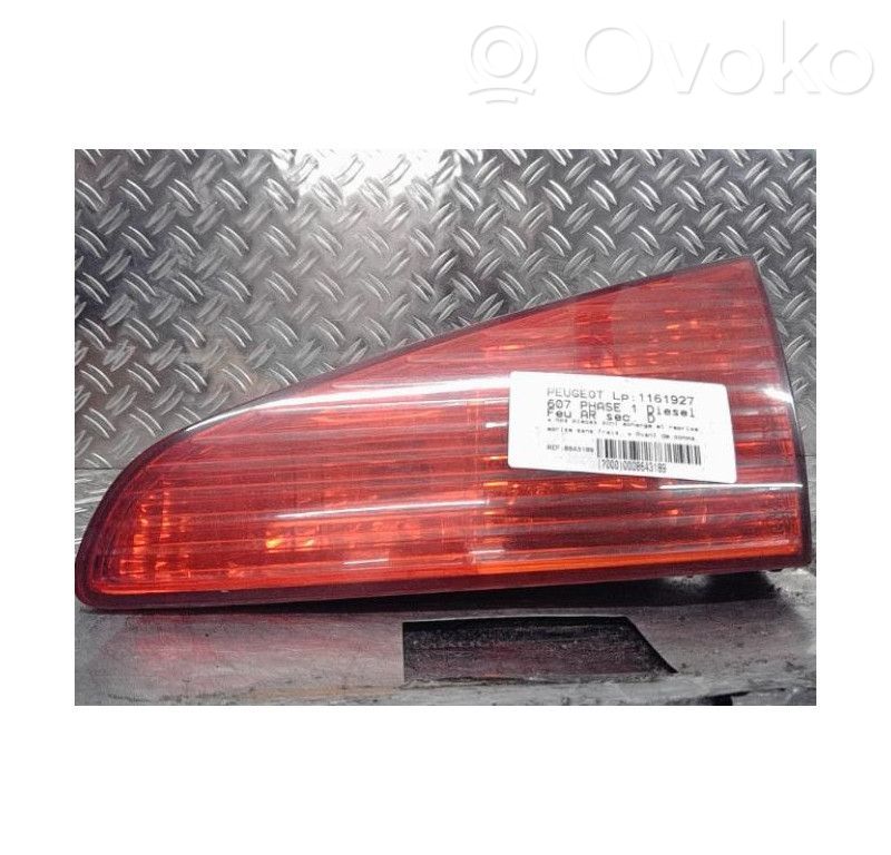 Peugeot 607 Takaluukun takavalot 