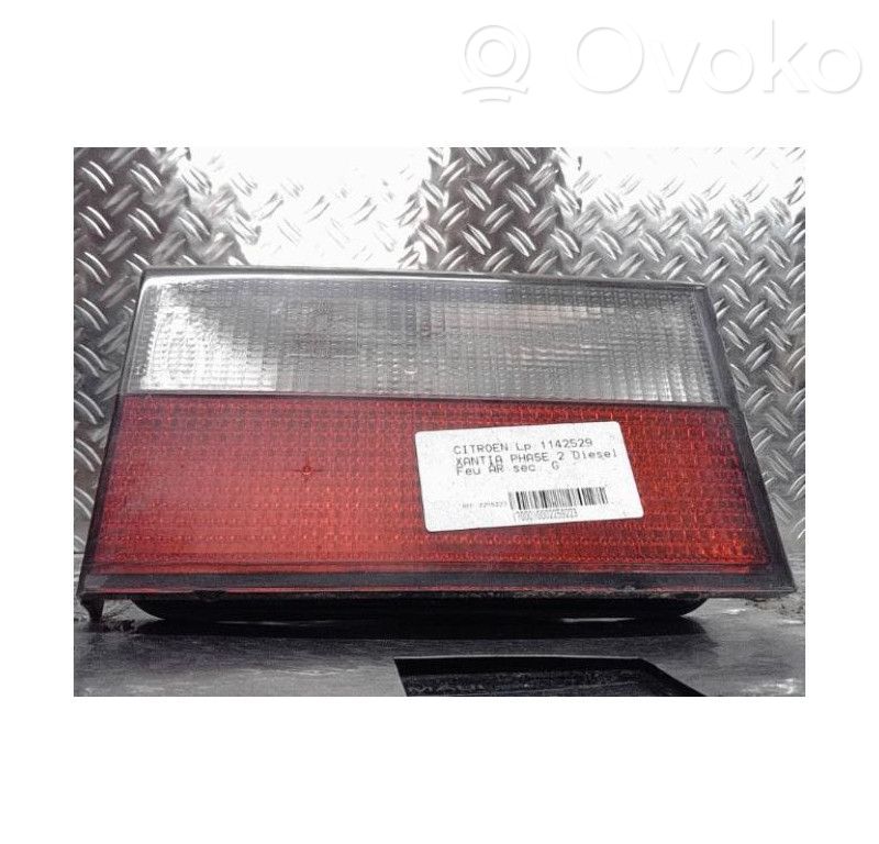 Citroen Xantia Takaluukun takavalot 