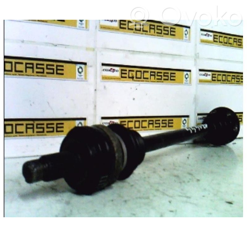 Etuvetoakseli   33217547075
