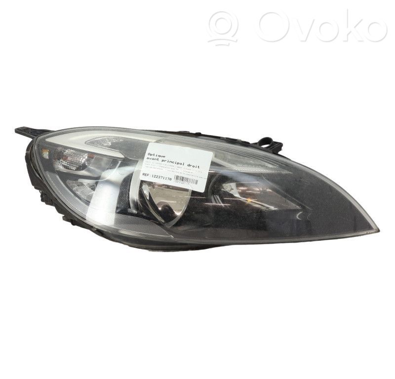 Volvo V40 Phare frontale 