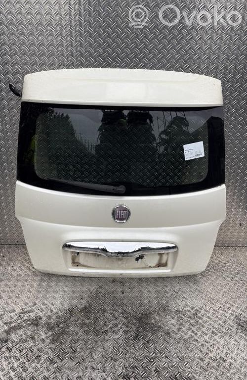 Fiat 500 Tylna klapa bagażnika
