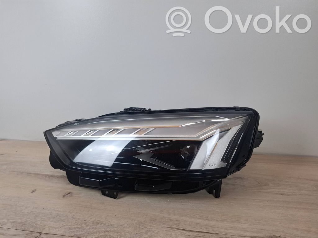 Audi A5 Lampa przednia 