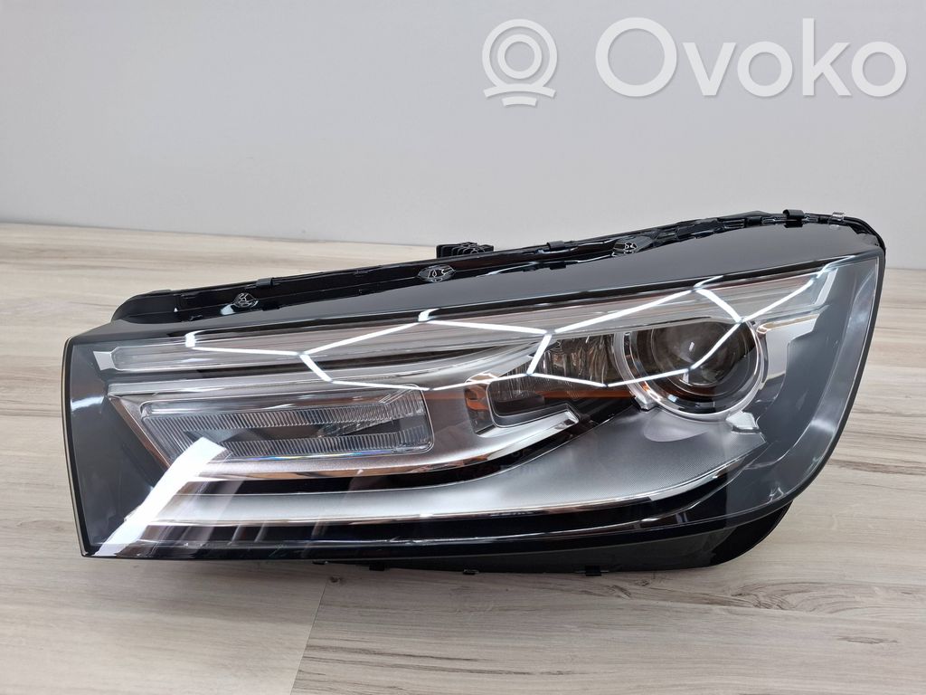 Audi Q5 SQ5 FY Lampa przednia 