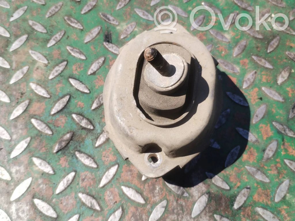 BMW X5 E53 Engine mount bracket 