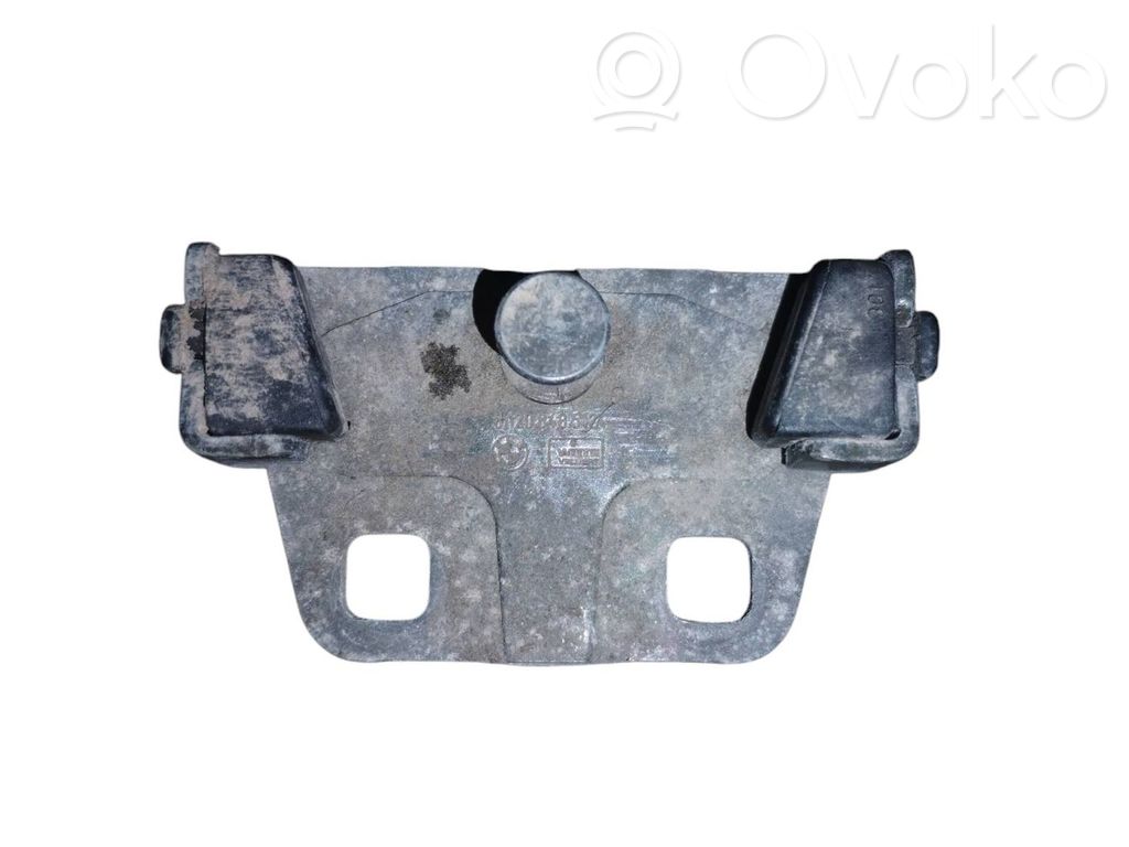 BMW 5 E39 Loading door lock loop/hook striker 