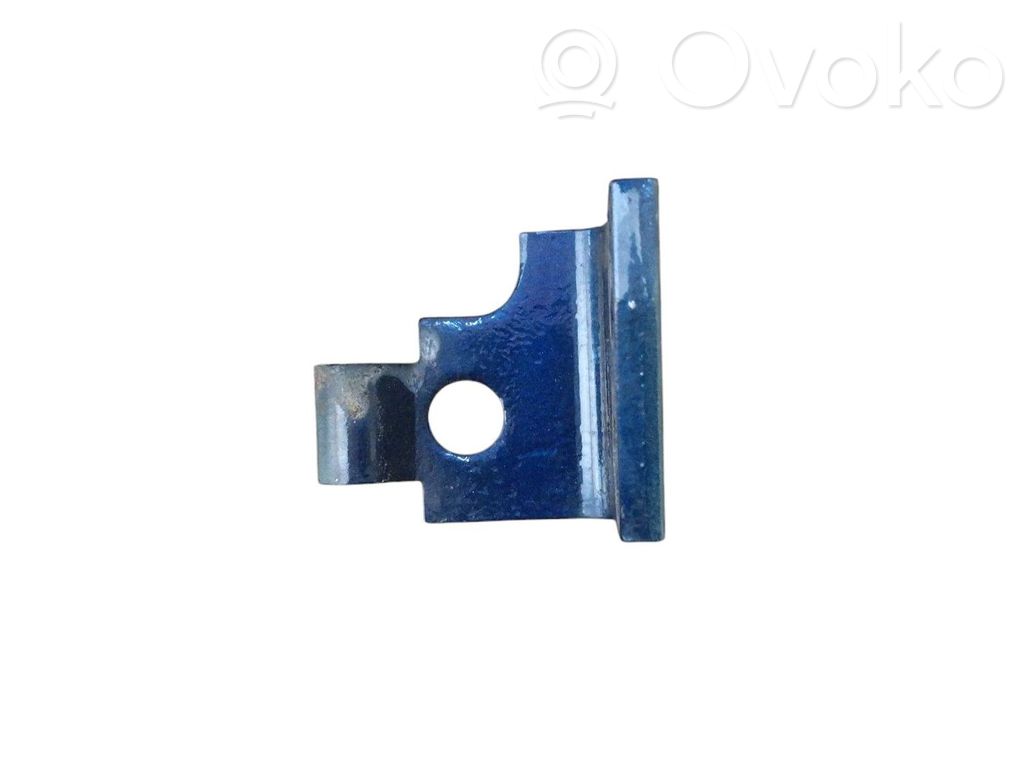 BMW X5 E53 Rear door upper hinge 