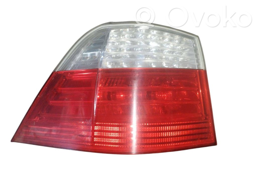 Rear/tail lights   7177694