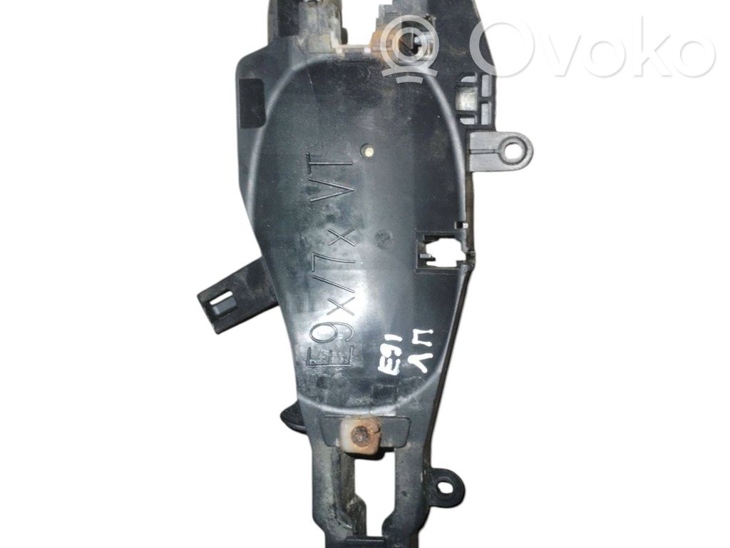 Manecilla externa puerta delantera   E9X7XVT