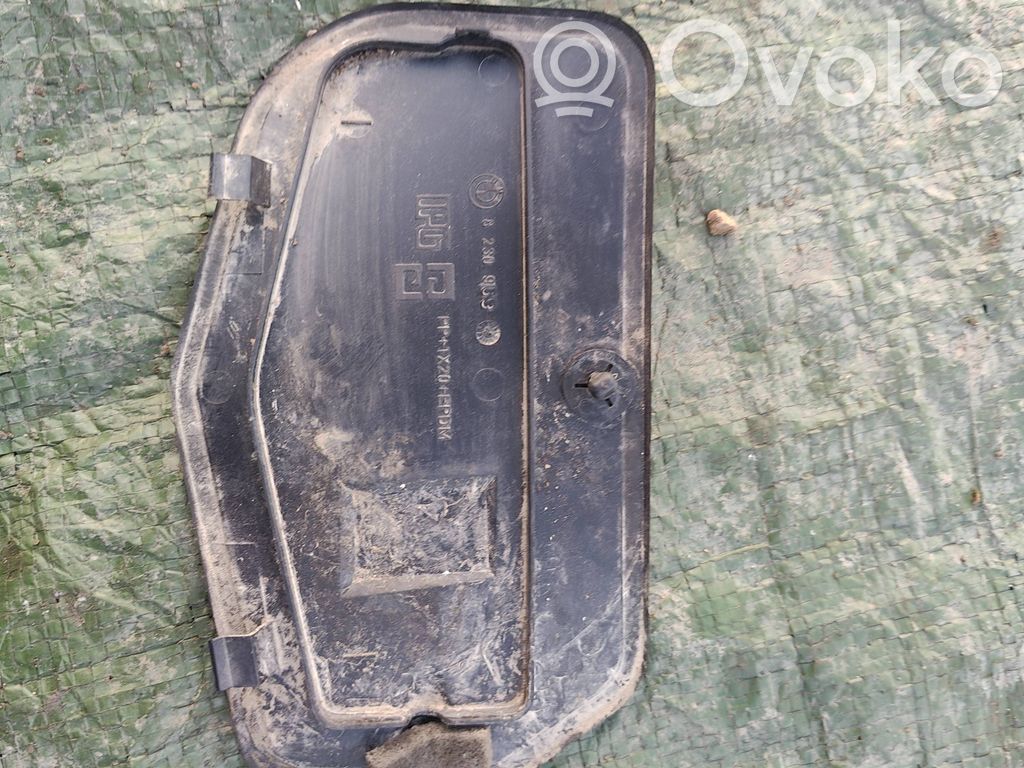 Other trunk/boot trim element   8230959