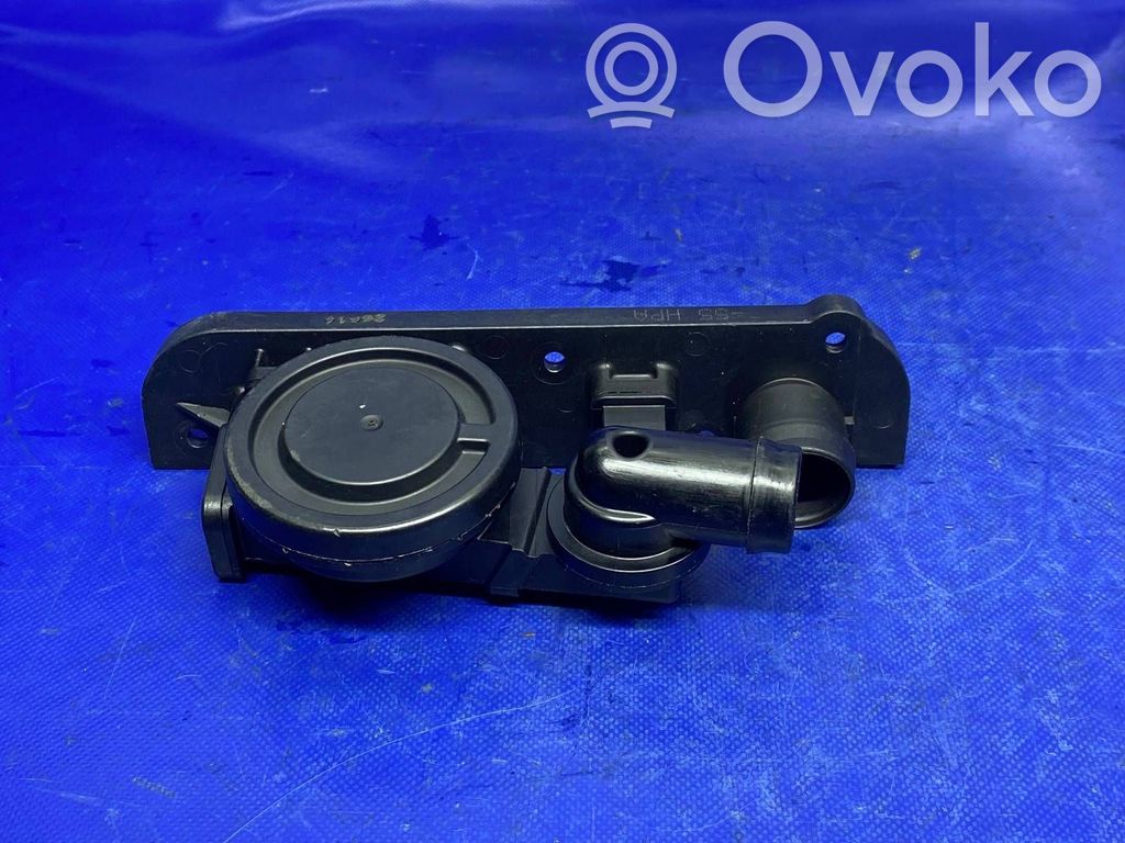 Audi A4 S4 B7 8E 8H Wąż / Rurka odpowietrznika 