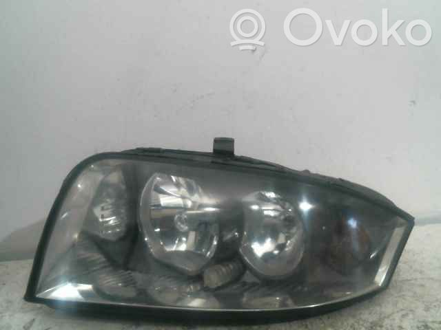 Audi A2 Lampa przednia 