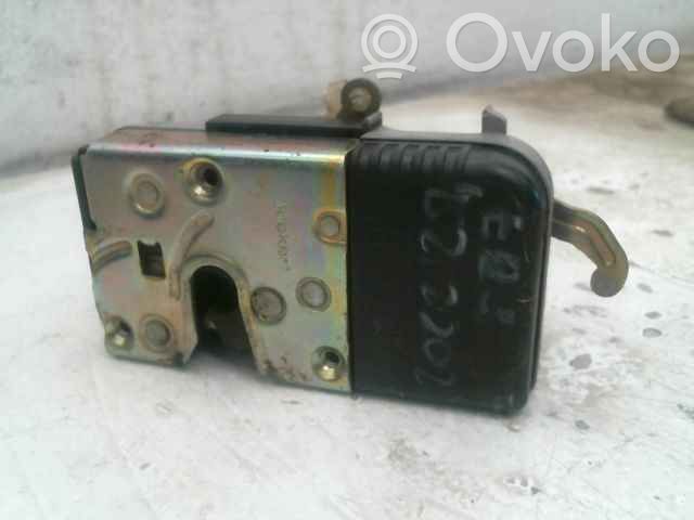 Peugeot 807 Front door lock 