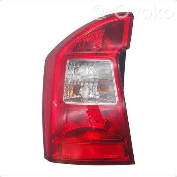 KIA Carens I Lampa tylna 
