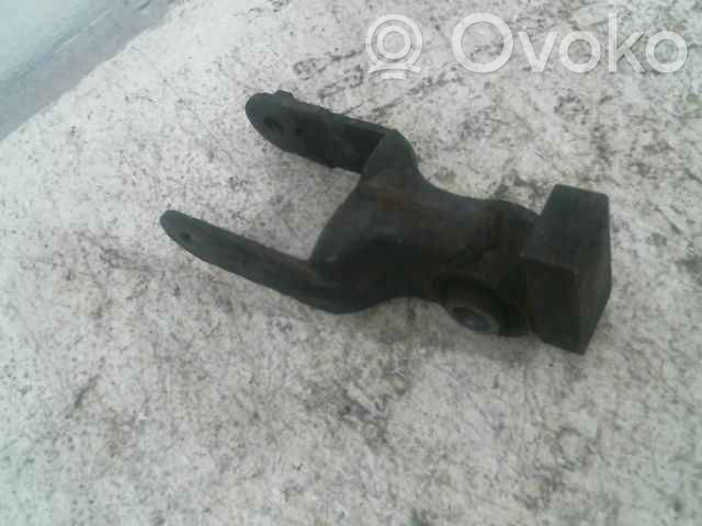 Citroen C5 Engine mount bracket 