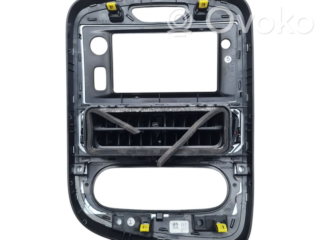 Renault Clio IV Центральная консоль 
