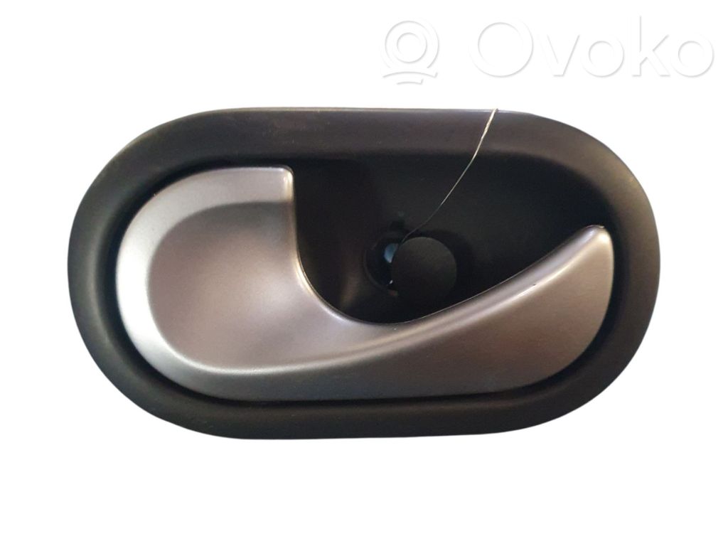 Renault Clio III Front door interior handle 