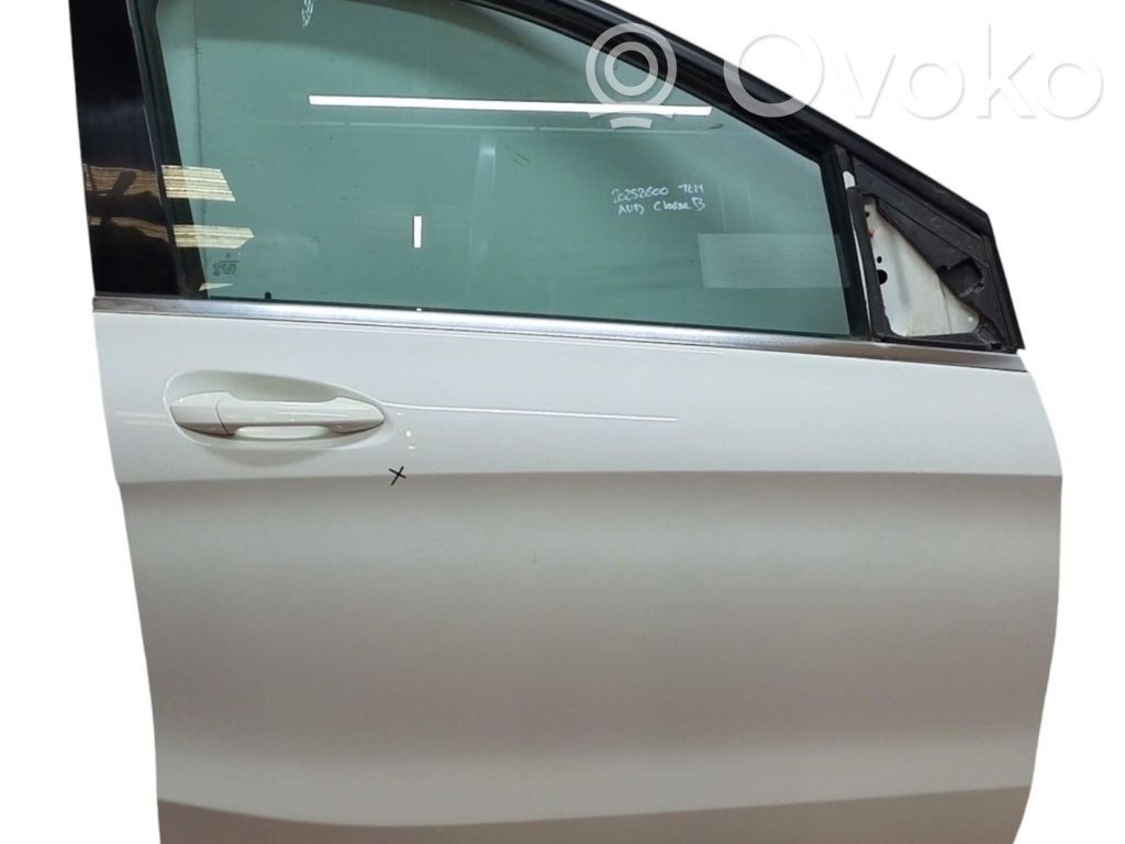 Mercedes-Benz B W245 Drzwi przednie 