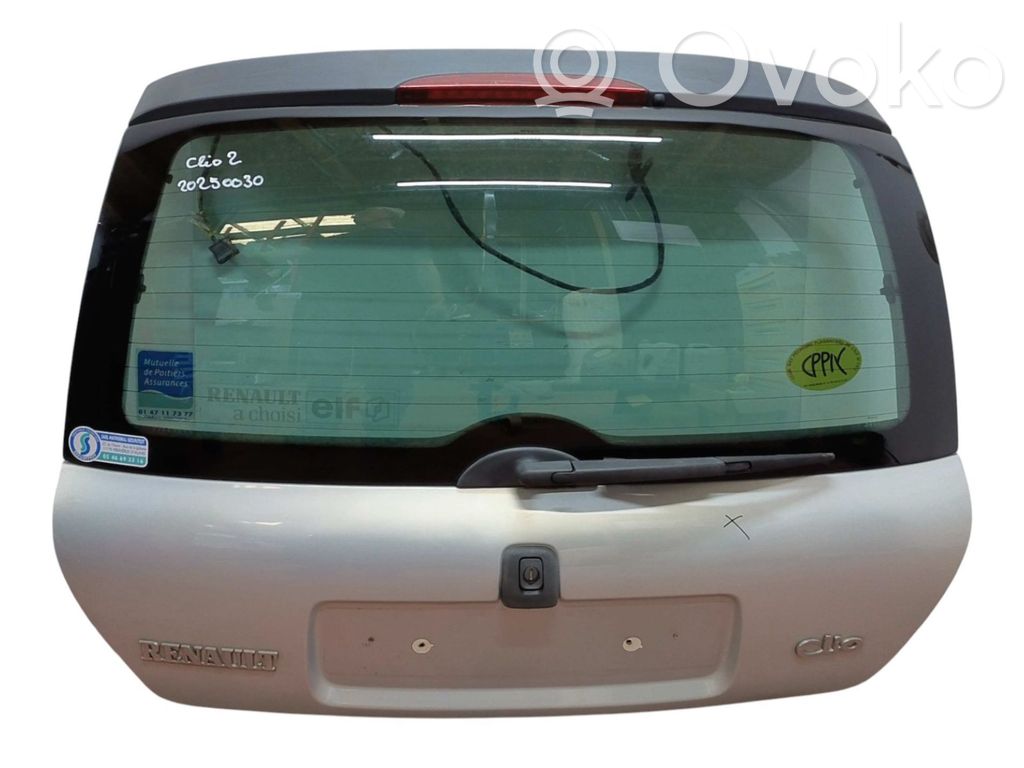Renault Clio II Takaluukun/tavaratilan kansi 