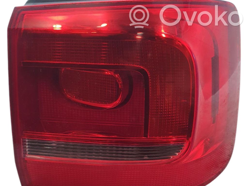 Volkswagen Touran II Lampa tylna 