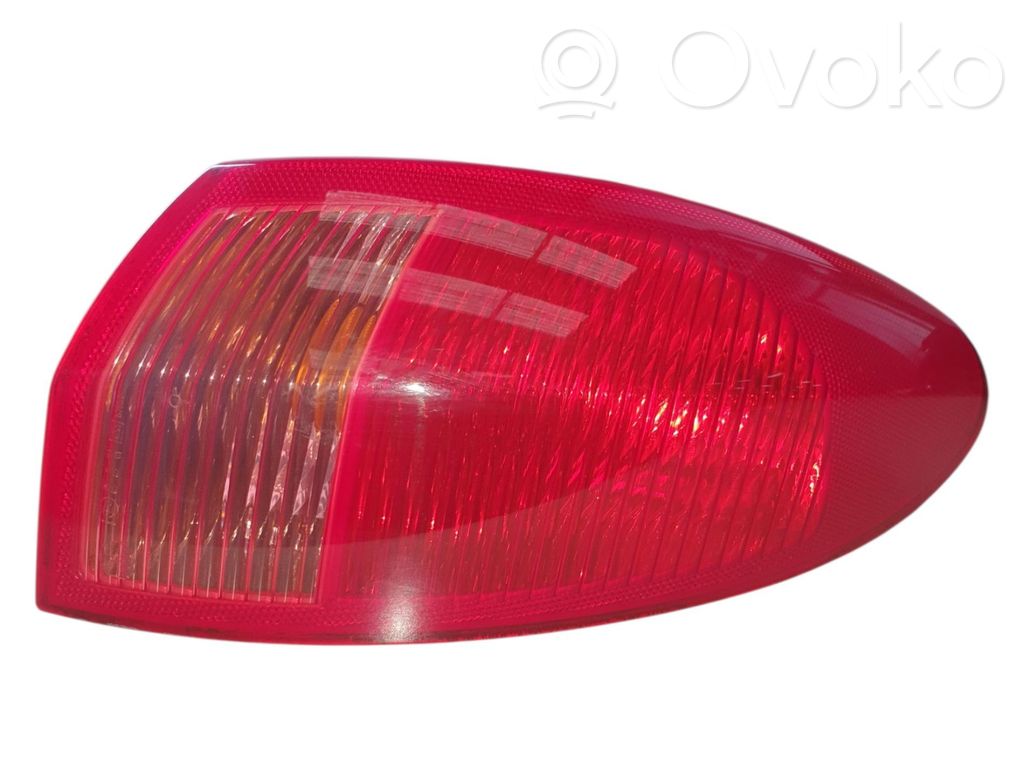 Alfa Romeo 147 Lampă spate în caroserie 