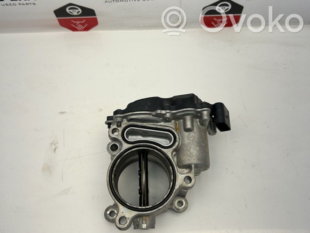 Volkswagen Tiguan Throttle valve 