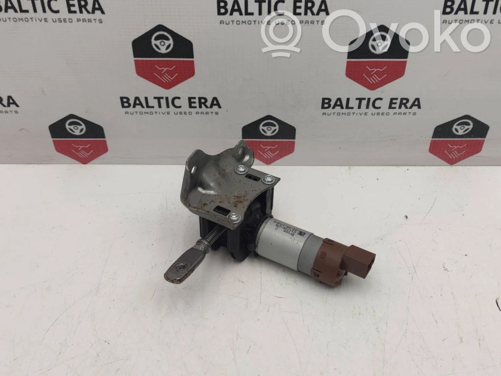 BMW 5 G30 G31 G38 Istuimen säätömoottori 