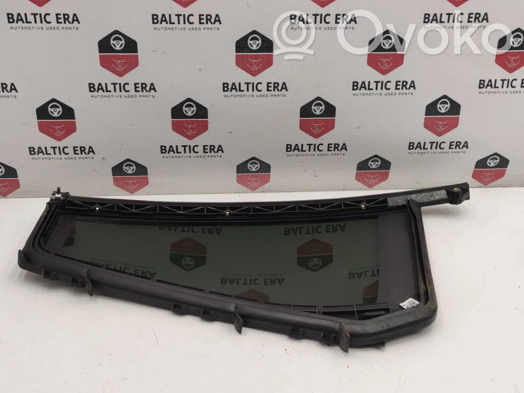 BMW X3 G01 Ventanilla de ventilación de la puerta trasera 