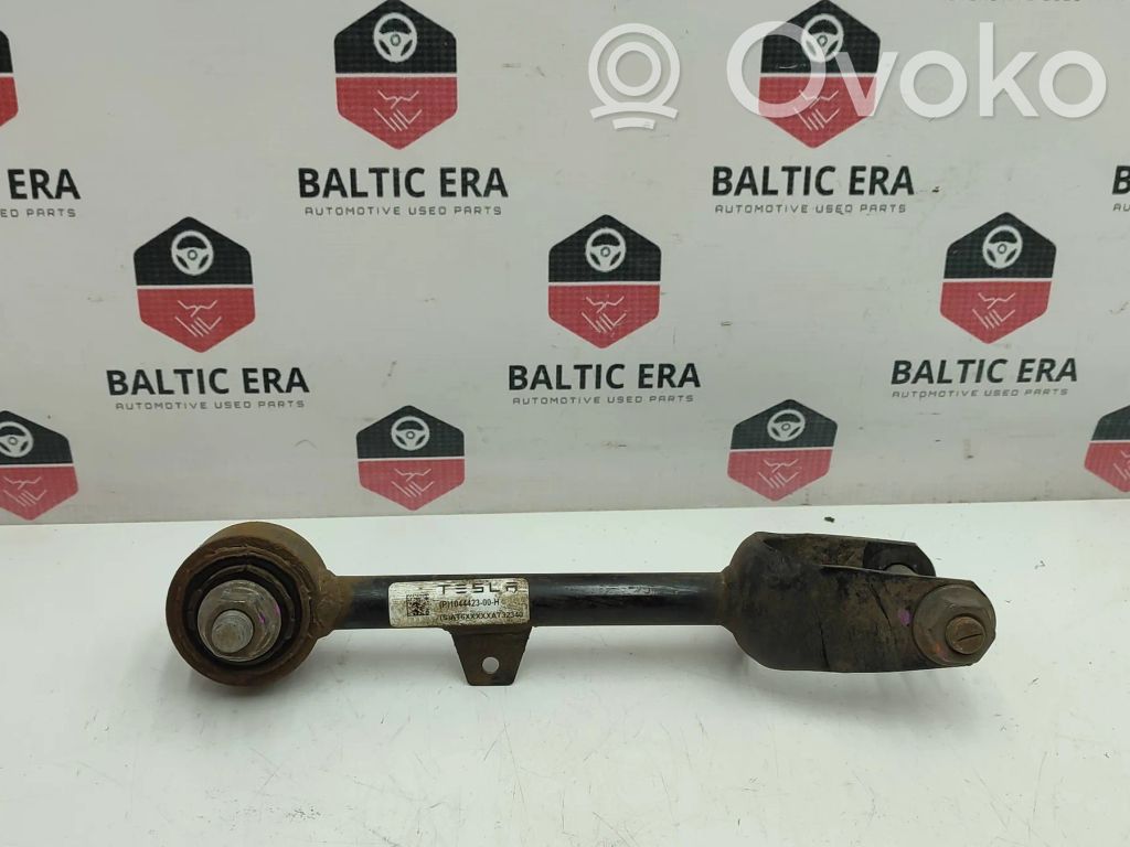 Tesla Model 3 Querlenker hinten 