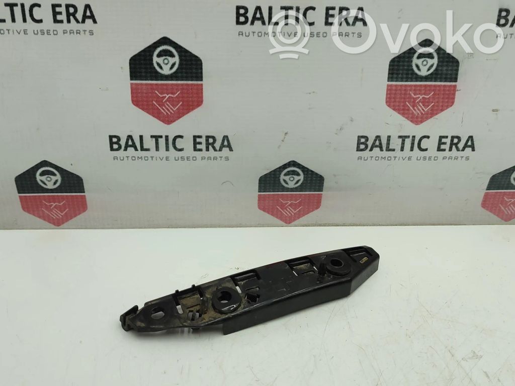 Priekšpusē bampera turētājs   108418100E