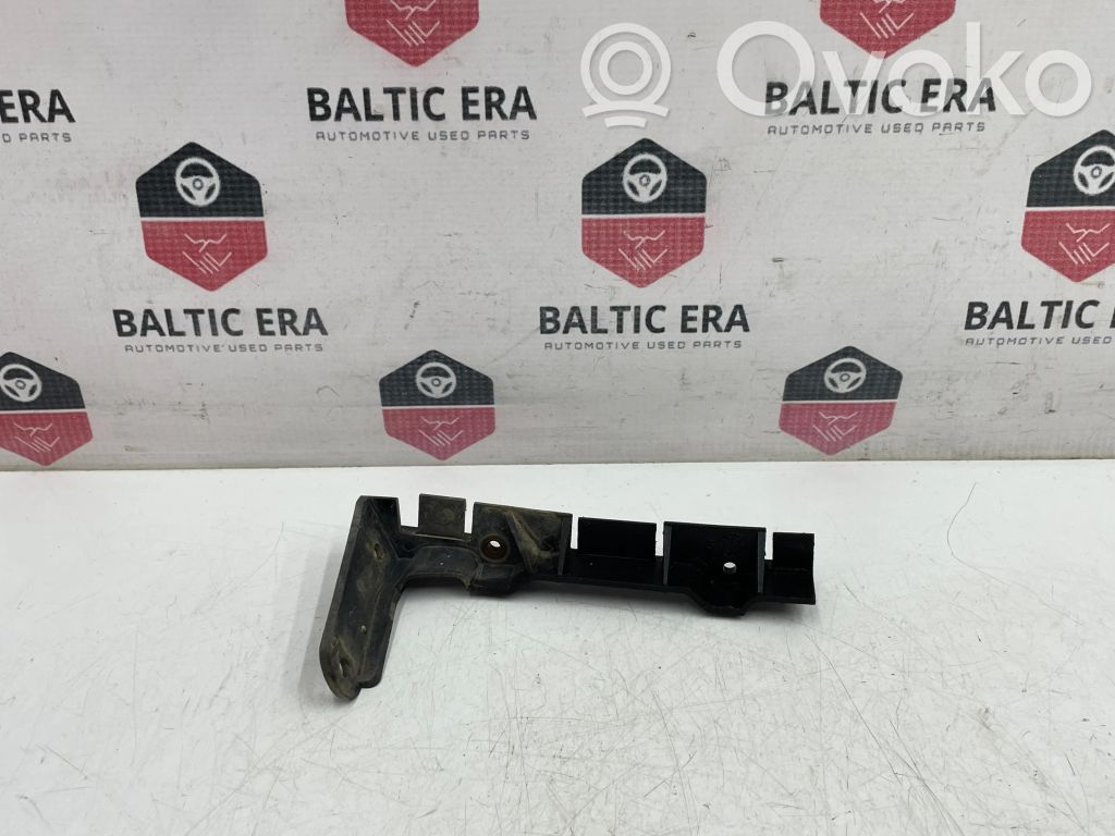 Audi A8 S8 D3 4E Rear bumper mounting bracket 