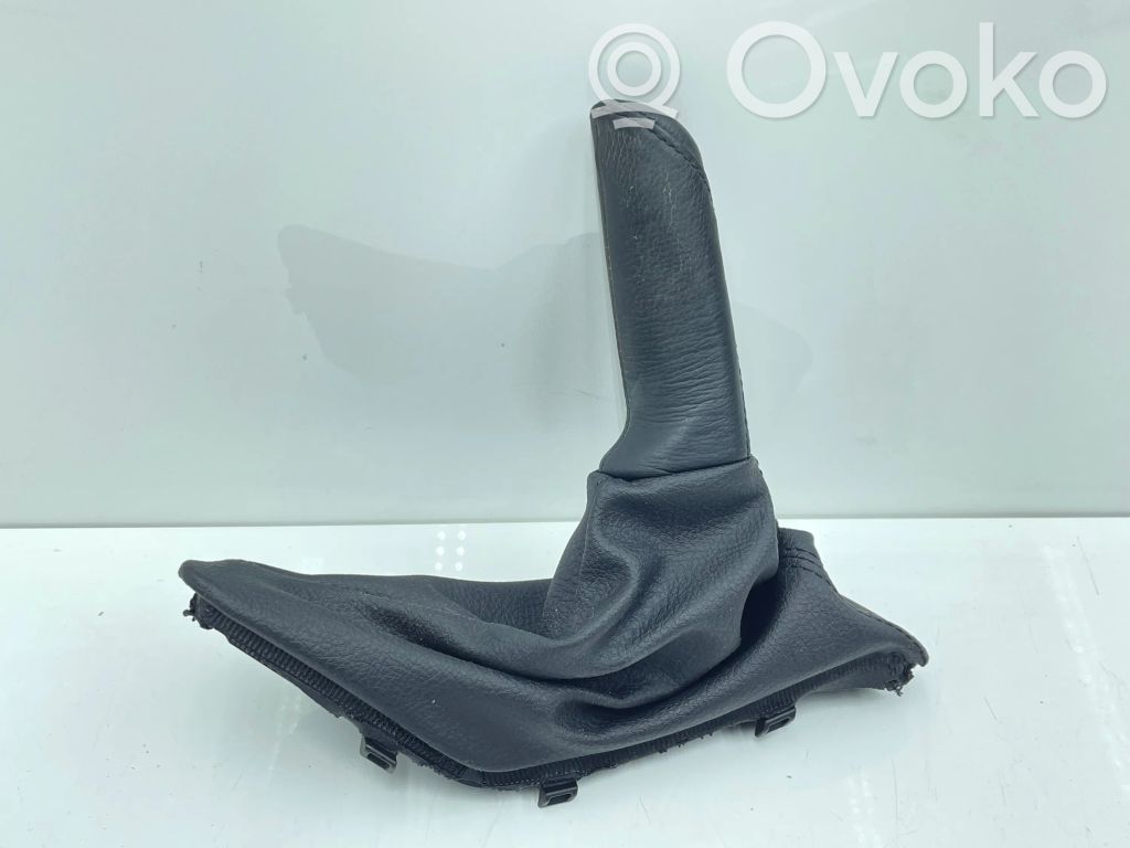 BMW 1 F20 F21 Osłona dźwigni hamulca ręcznego 