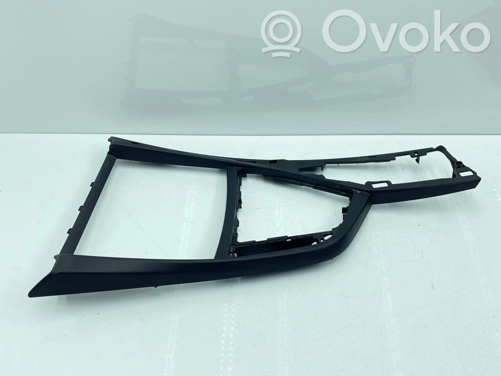 BMW 1 F20 F21 Sonstiges Einzelteil Mittelkonsole 