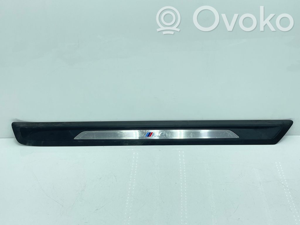 BMW M4 F82 F83 Listwa progowa przednia 