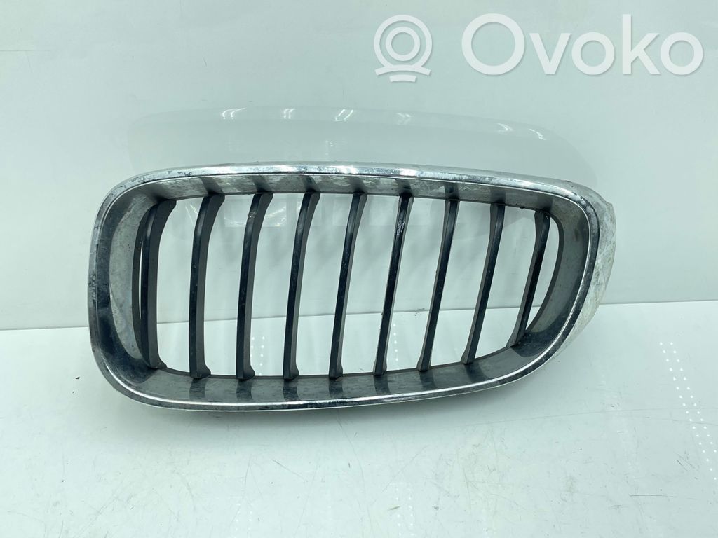 BMW 3 GT F34 Front bumper upper radiator grill 