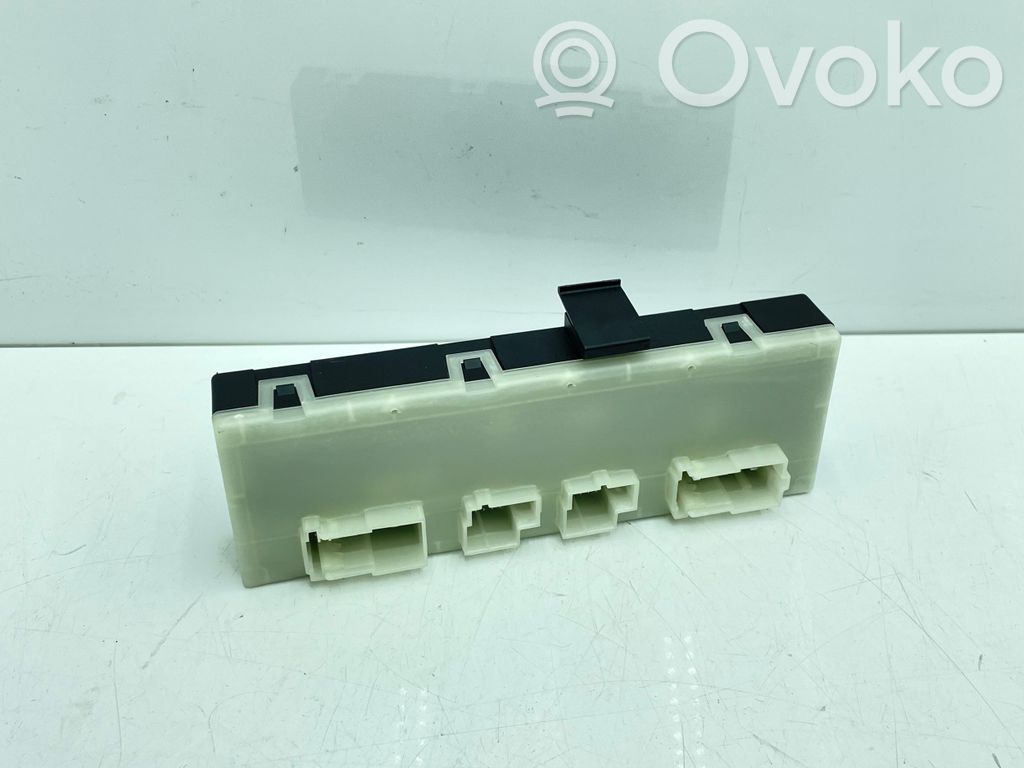 BMW 5 G30 G31 G38 Tailgate/trunk control unit/module 