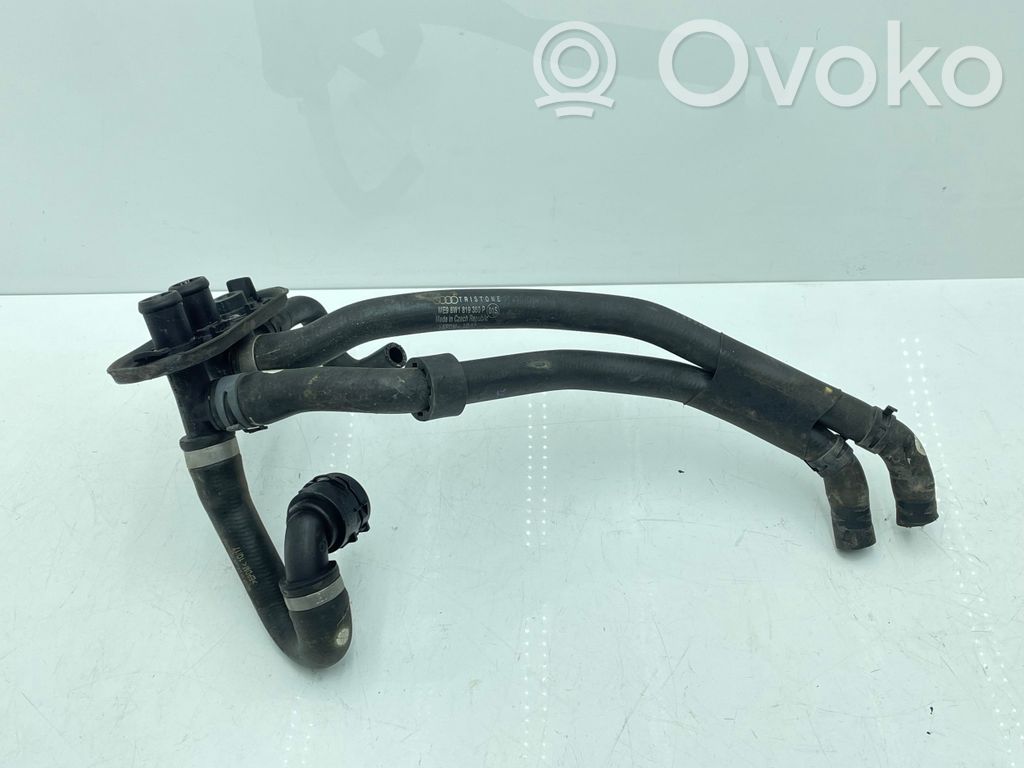 Audi A4 Allroad B9 Engine coolant pipe/hose 