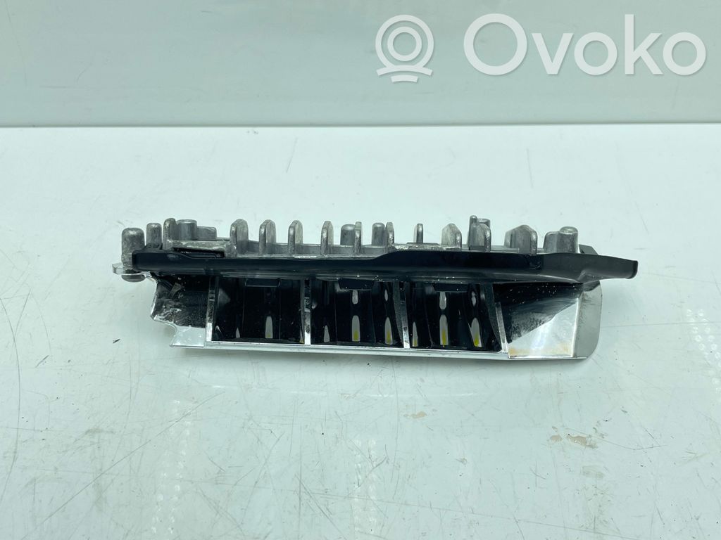 Audi A4 Allroad B9 Módulo de control de balasto LED 