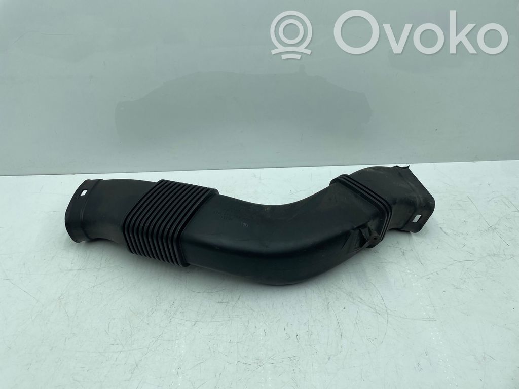 BMW 5 F10 F11 Część rury dolotu powietrza 