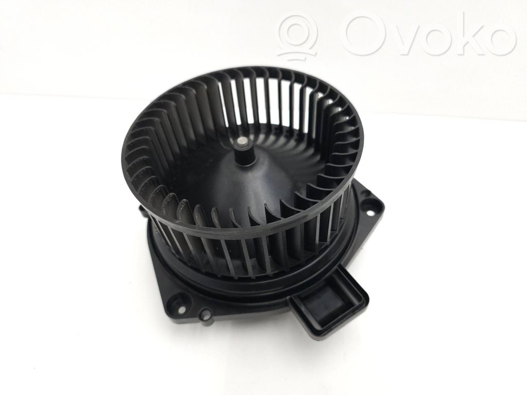 BMW 3 G20 G21 Mazā radiatora ventilators 